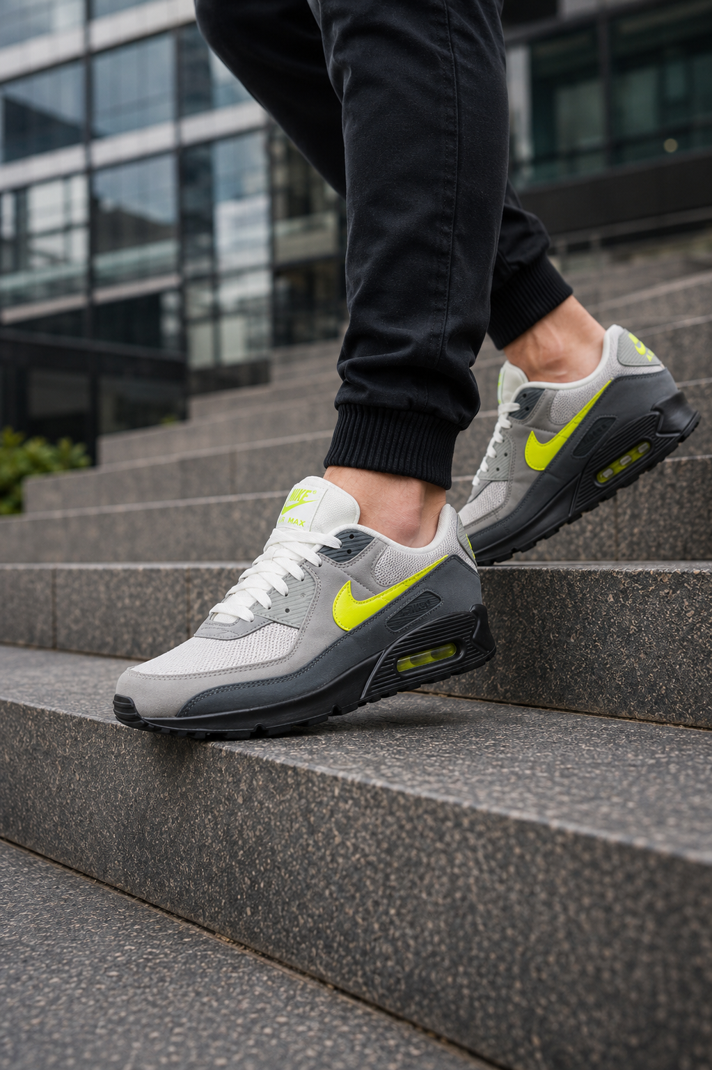 Nike Air Max 90 – Black / Neon Yellow / Anthracite