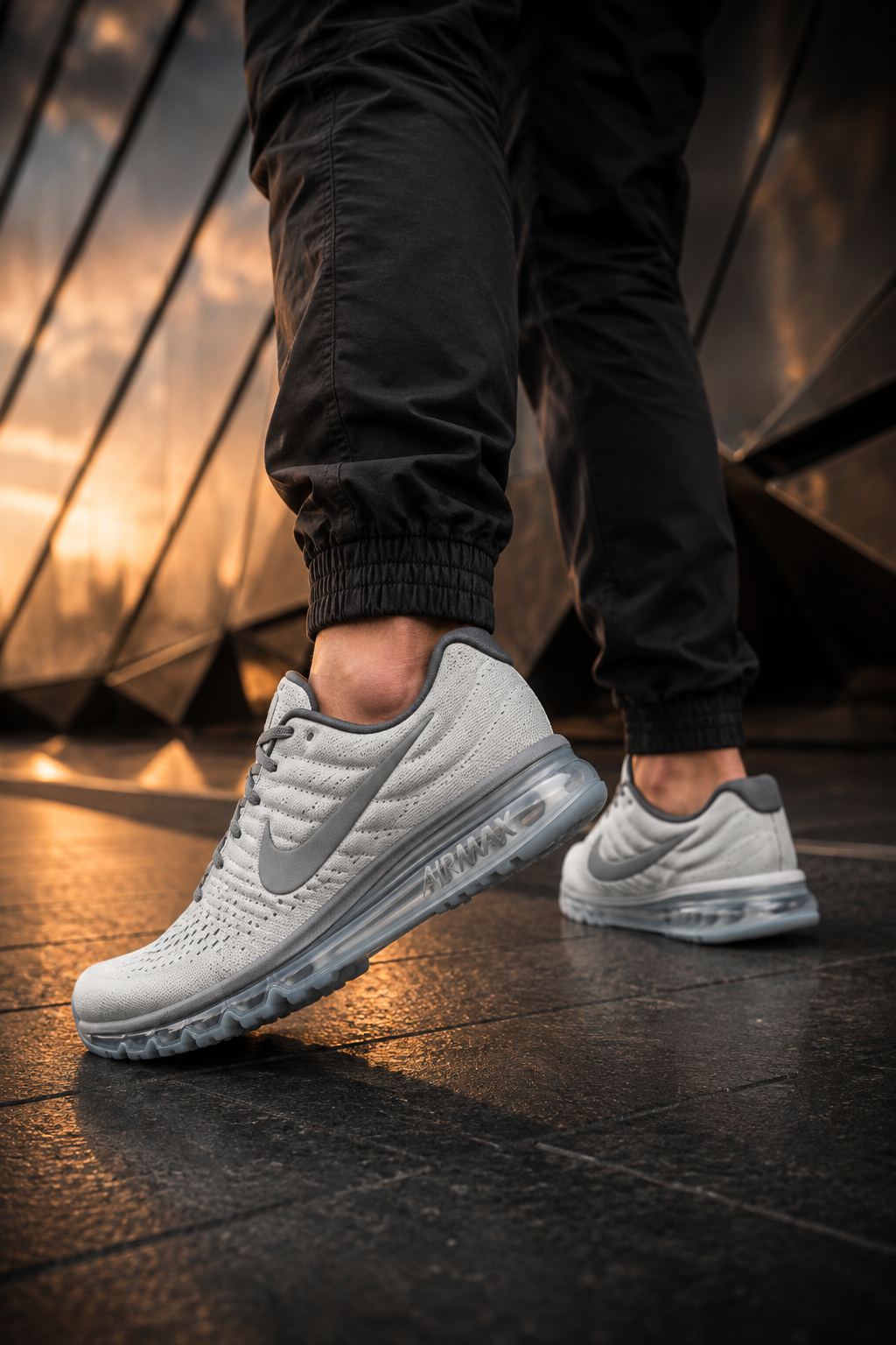 Nike Air Max 2017 Men's Shoes – White / Dark Grey / Wolf Grey