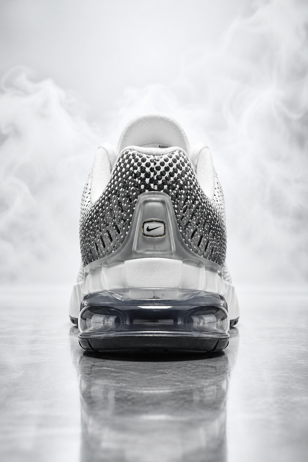 Nike Air Max Phoenix Men's Shoes – White / Black / Anthracite
