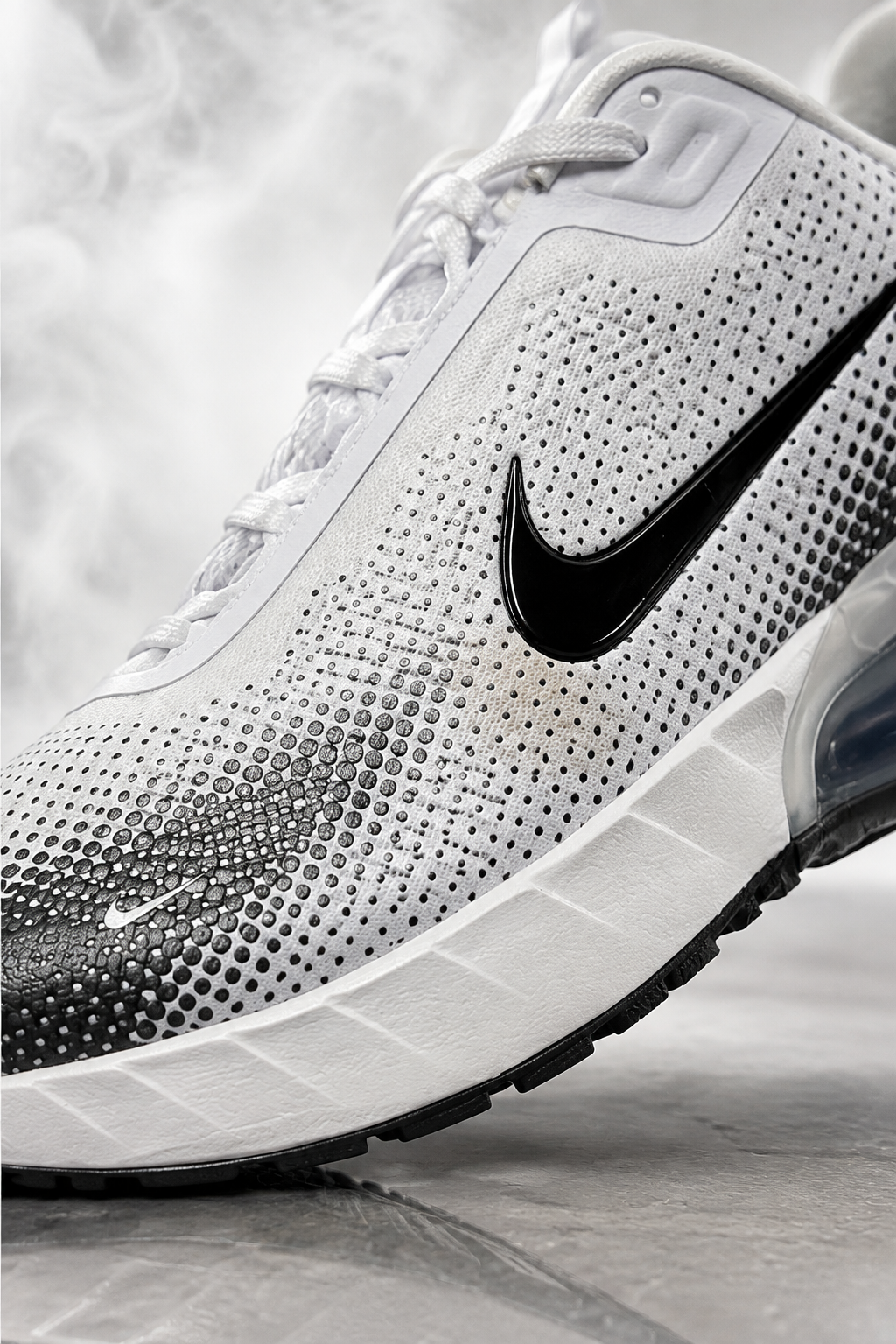 Nike Air Max Phoenix Men's Shoes – White / Black / Anthracite