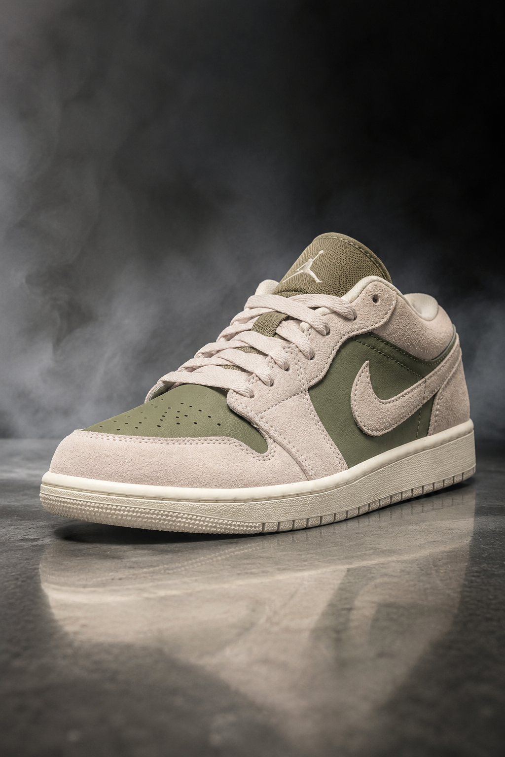 Air Jordan 1 Low SE – Medium Olive / Light Orewood Brown