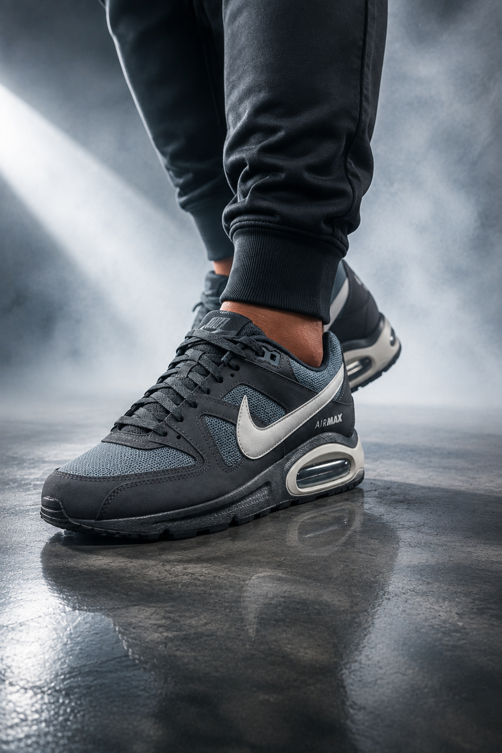 Nike Air Max Command Men's Shoes – Dark Obsidian / Wolf Grey