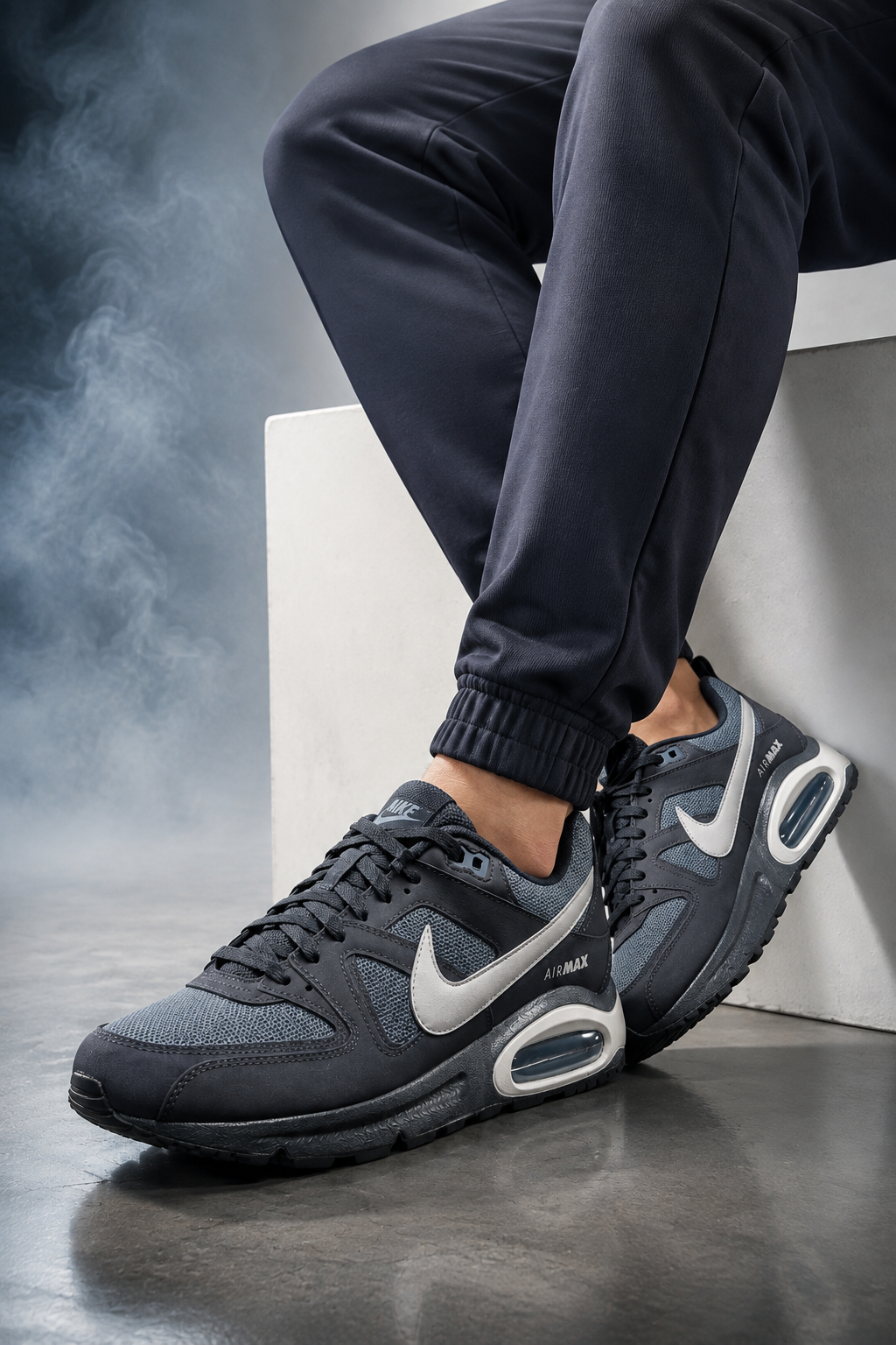 Nike Air Max Command Men's Shoes – Dark Obsidian / Wolf Grey