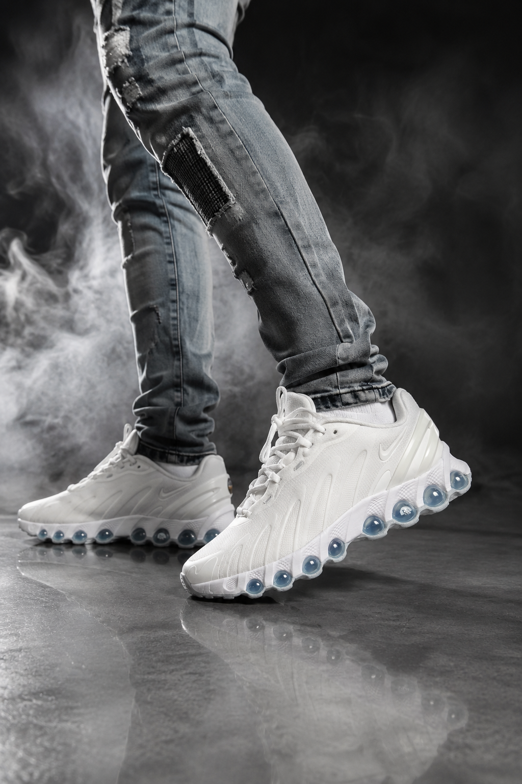 Nike Air Max Dn8 – White / Metallic Silver