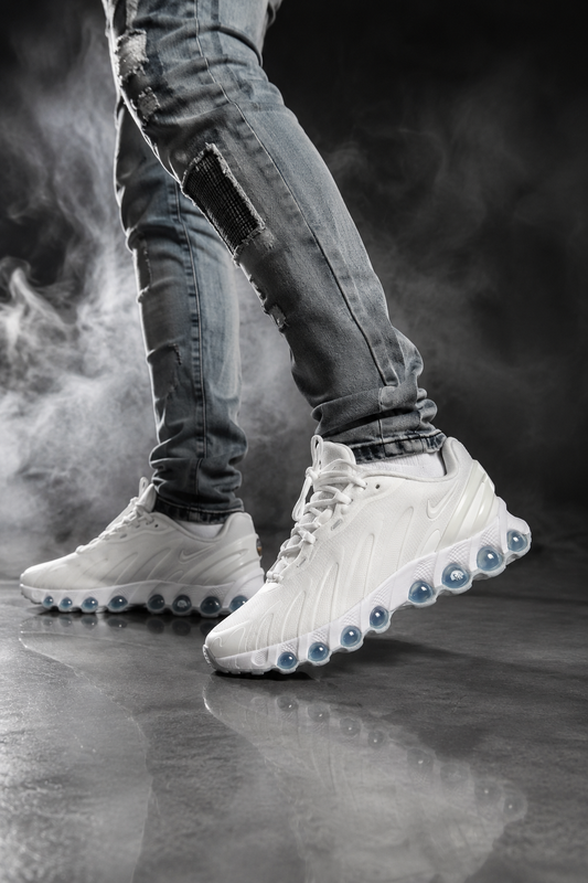 Nike Air Max Dn8 – White / Metallic Silver