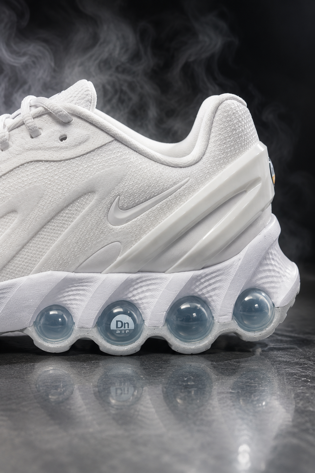 Nike Air Max Dn8 – White / Metallic Silver